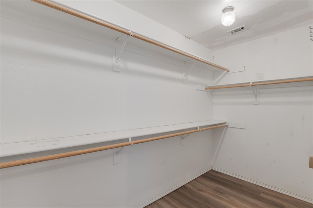 112 Bridlewood Street Property Photo 20