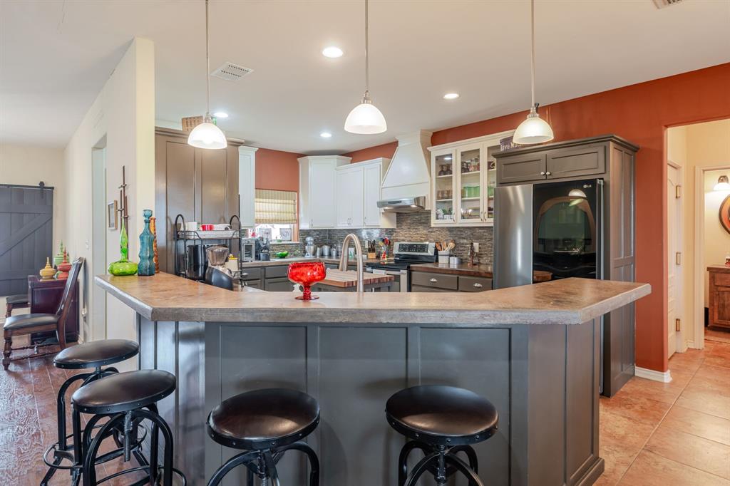 1085 Walking Horse Drive Property Photo 12