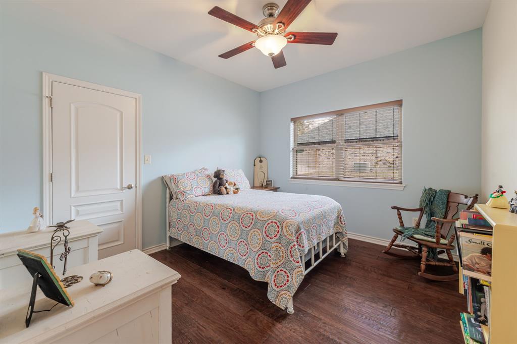 1085 Walking Horse Drive Property Photo 15