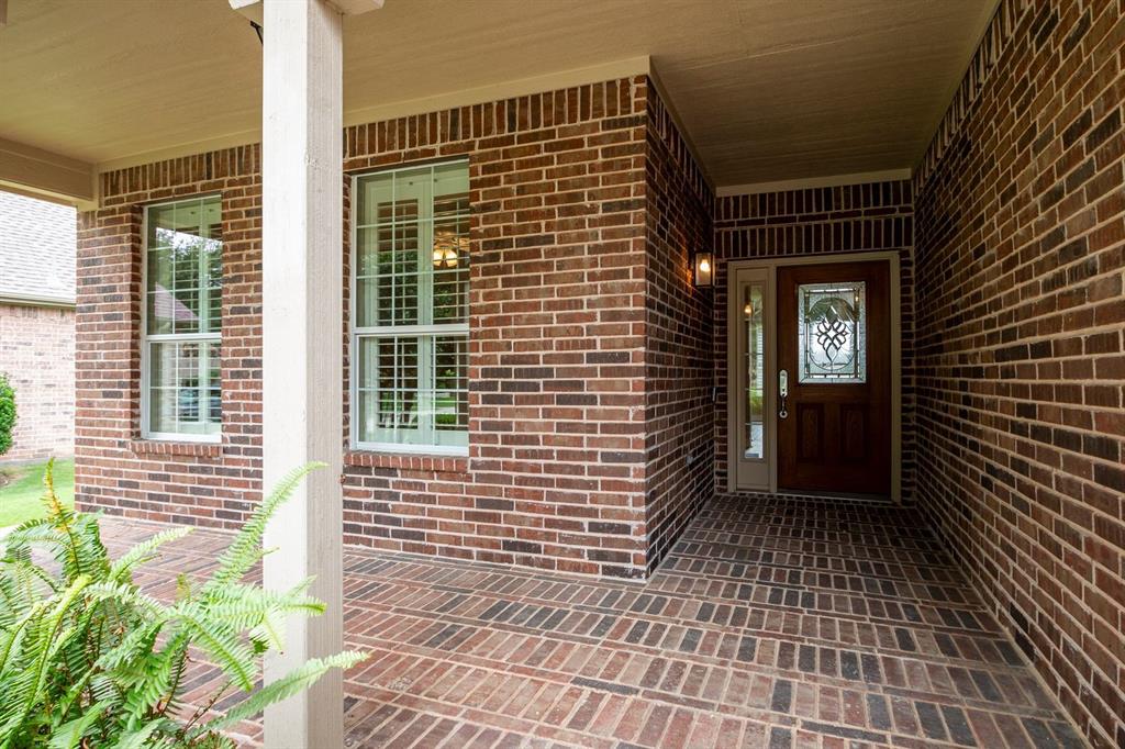529 Burnswick Isles Way Property Photo 2