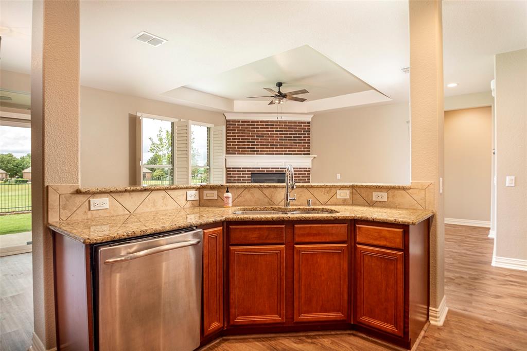 529 Burnswick Isles Way Property Photo 6