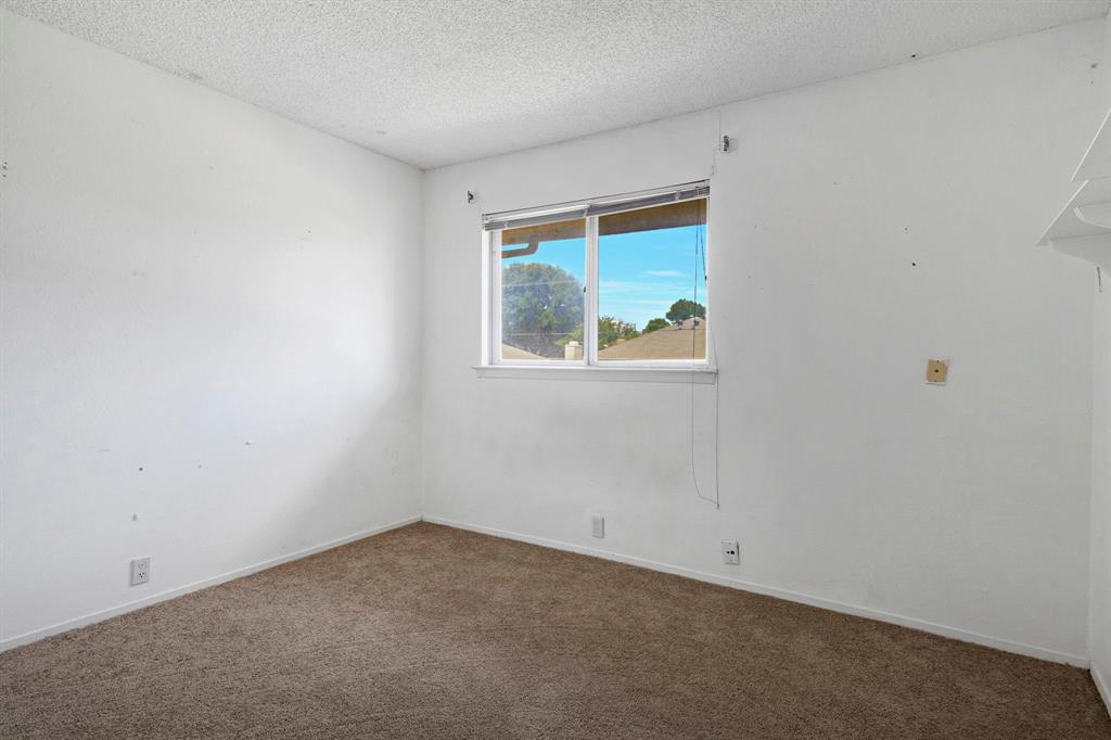 11926 Leisure Drive Property Photo 12