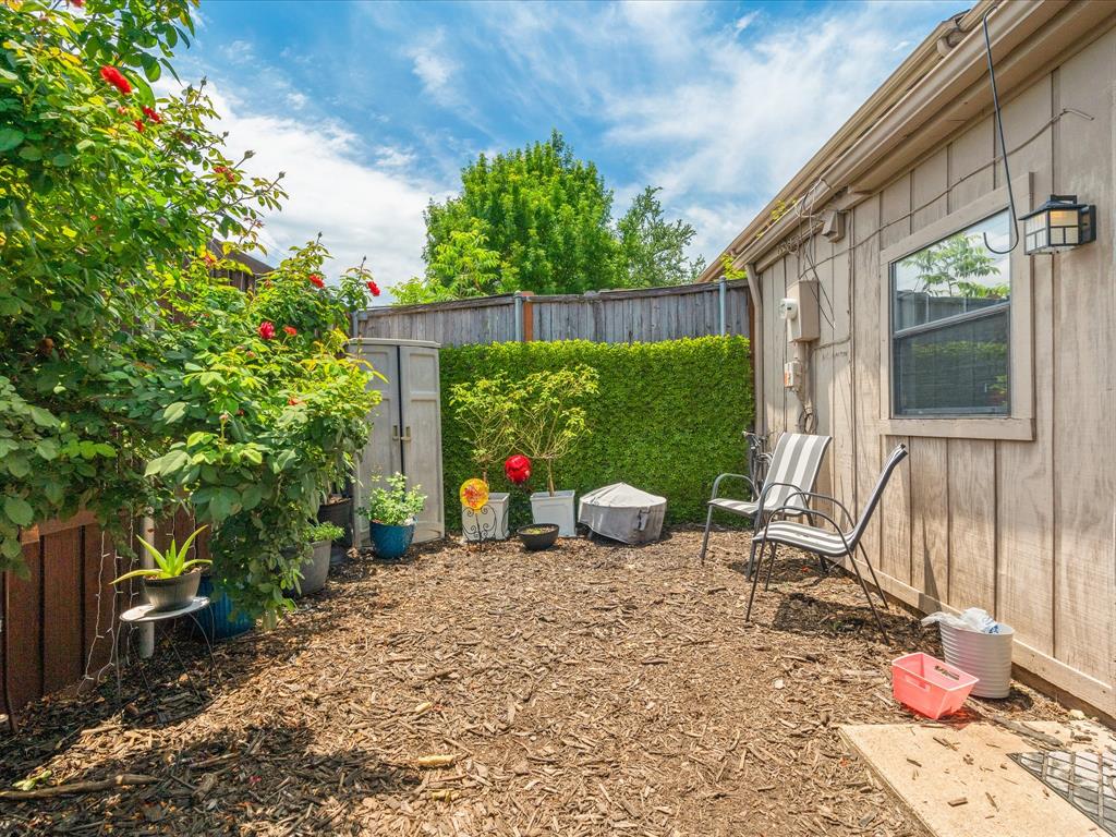 11926 Leisure Drive Property Photo 16