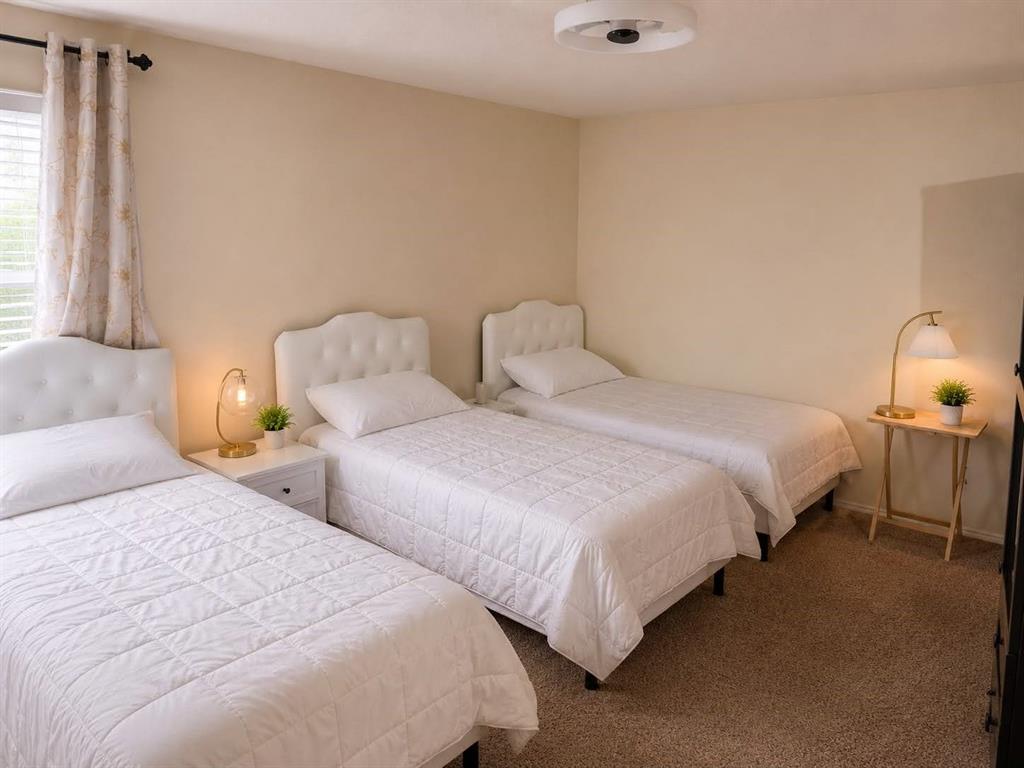 2313 Orchid Drive Property Photo 9