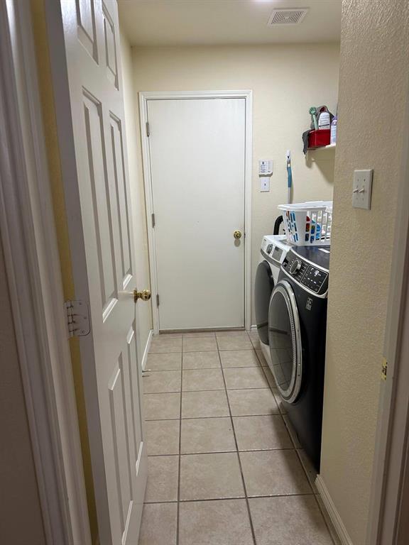 2313 Orchid Drive Property Photo 14