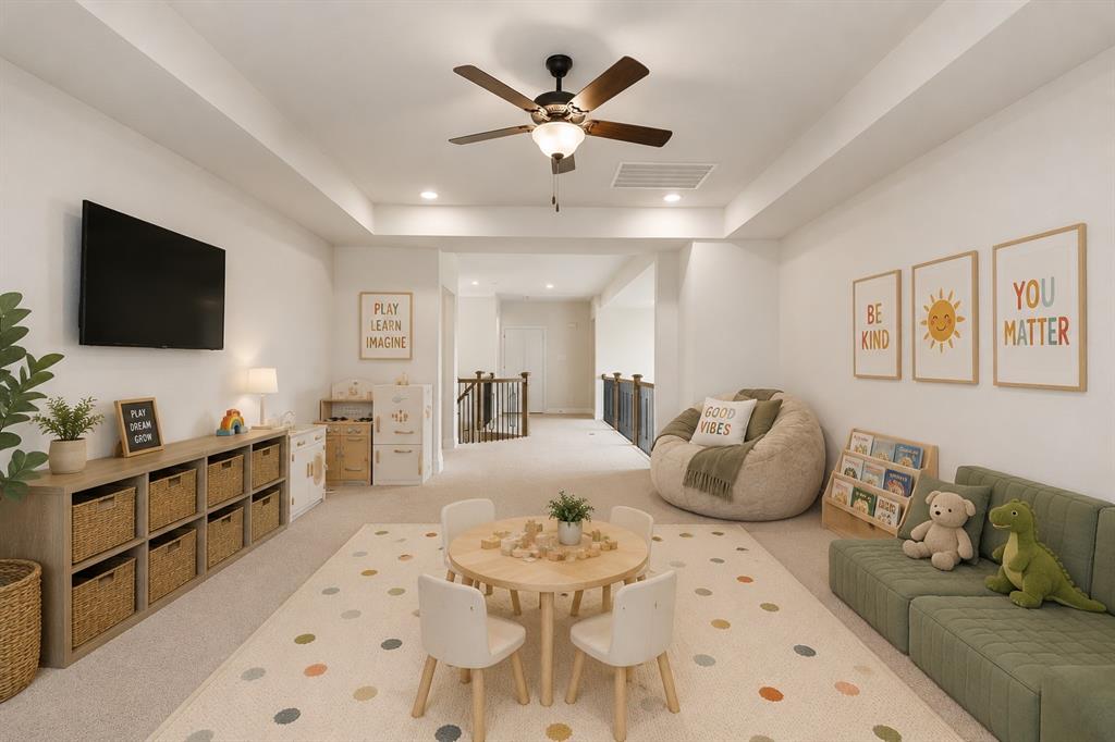 3005 Walker Way Property Photo 16
