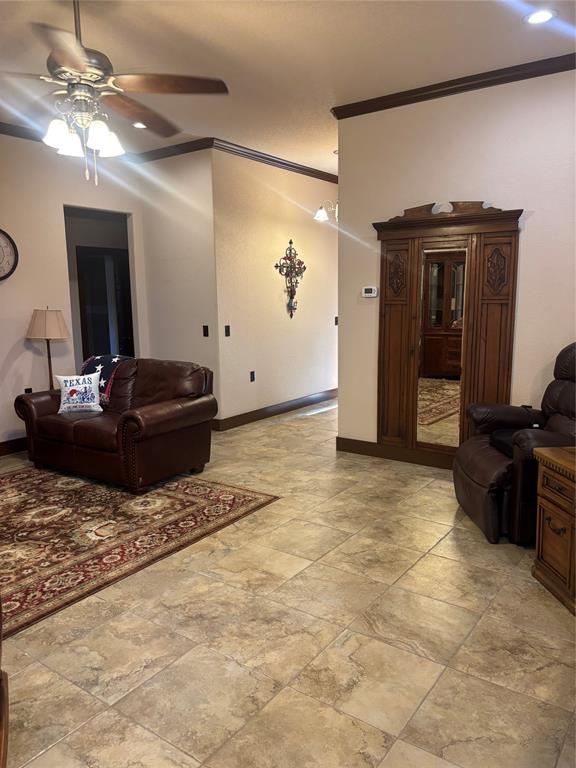 310 Donna Circle Property Photo 3