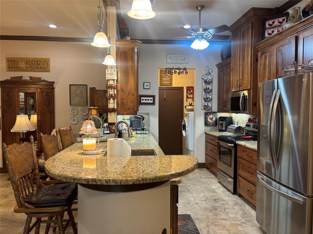 310 Donna Circle Property Photo 9