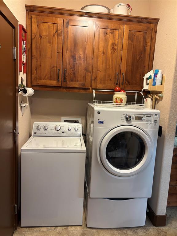 310 Donna Circle Property Photo 13