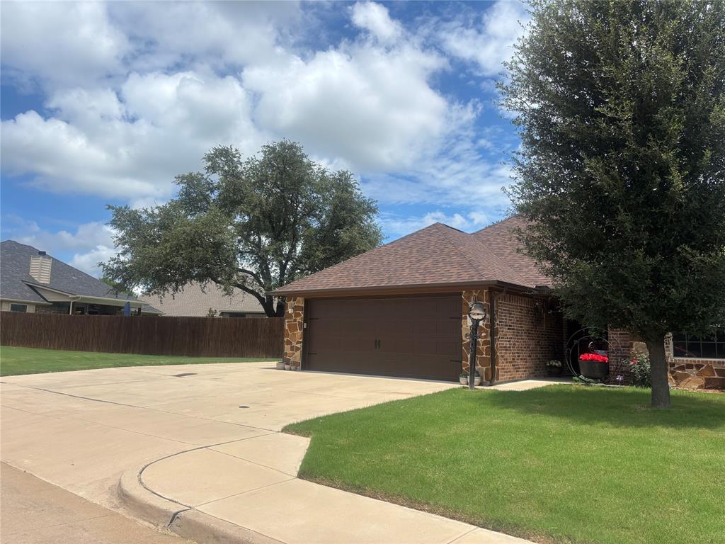 310 Donna Circle Property Photo 15