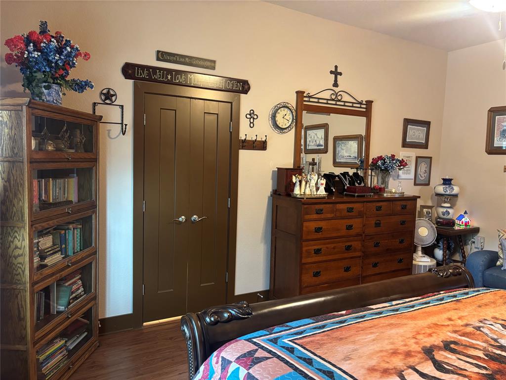 310 Donna Circle Property Photo 24