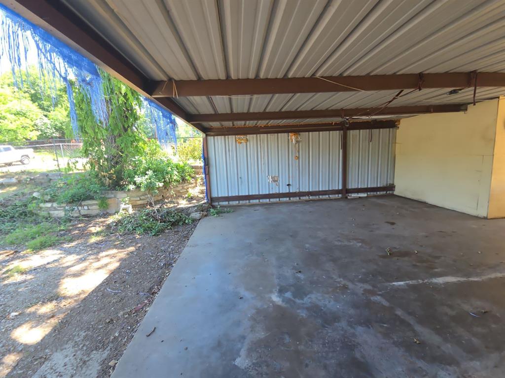 609 Bryan Street Property Photo 13
