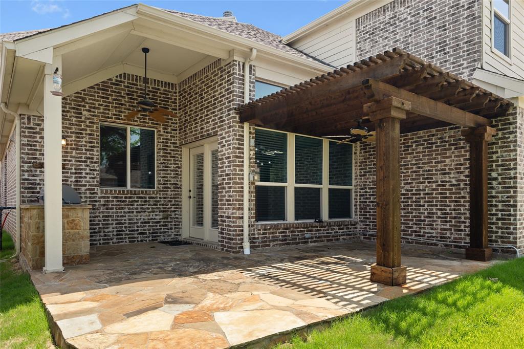 1196 Bentgrass Drive Property Photo 8