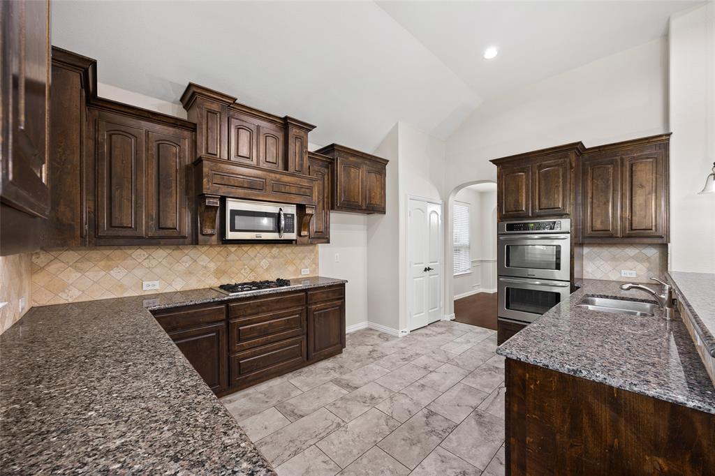 1196 Bentgrass Drive Property Photo 14