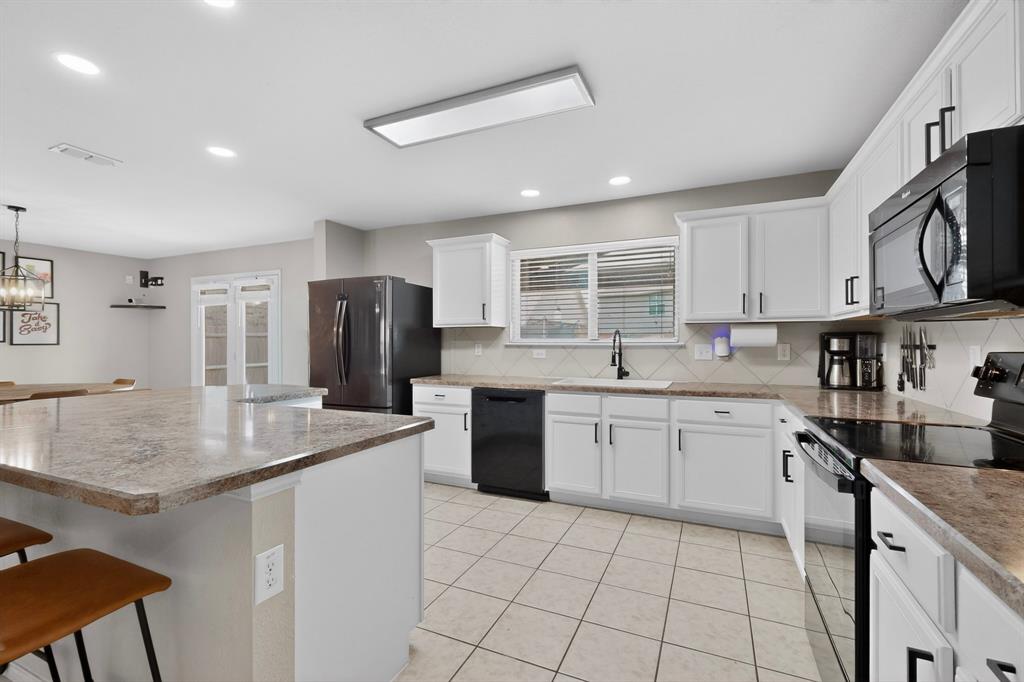 1524 Quails Nest Drive Property Photo 8