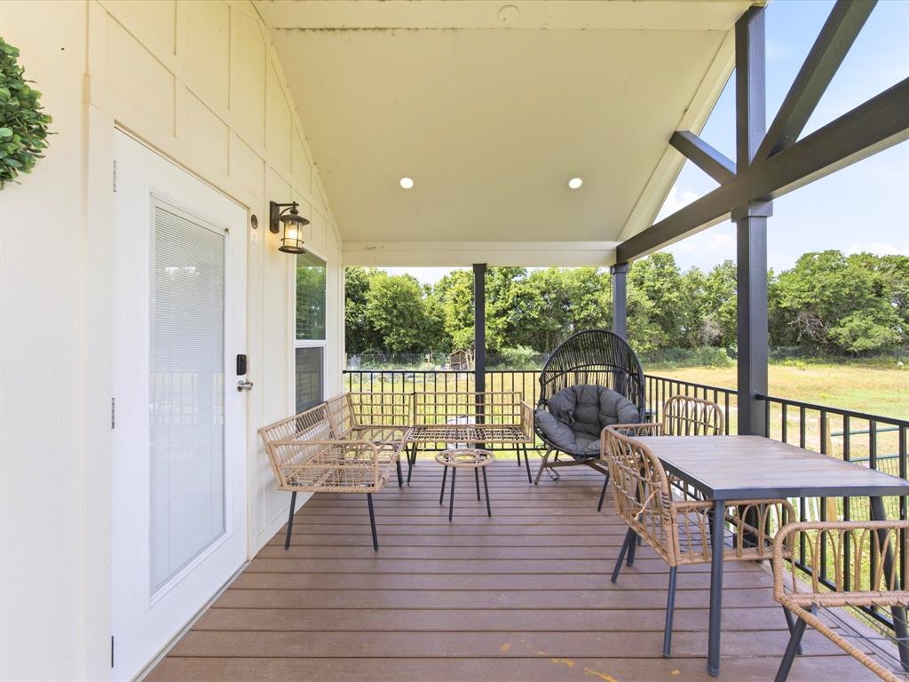 828 Wilson Road Property Photo 4