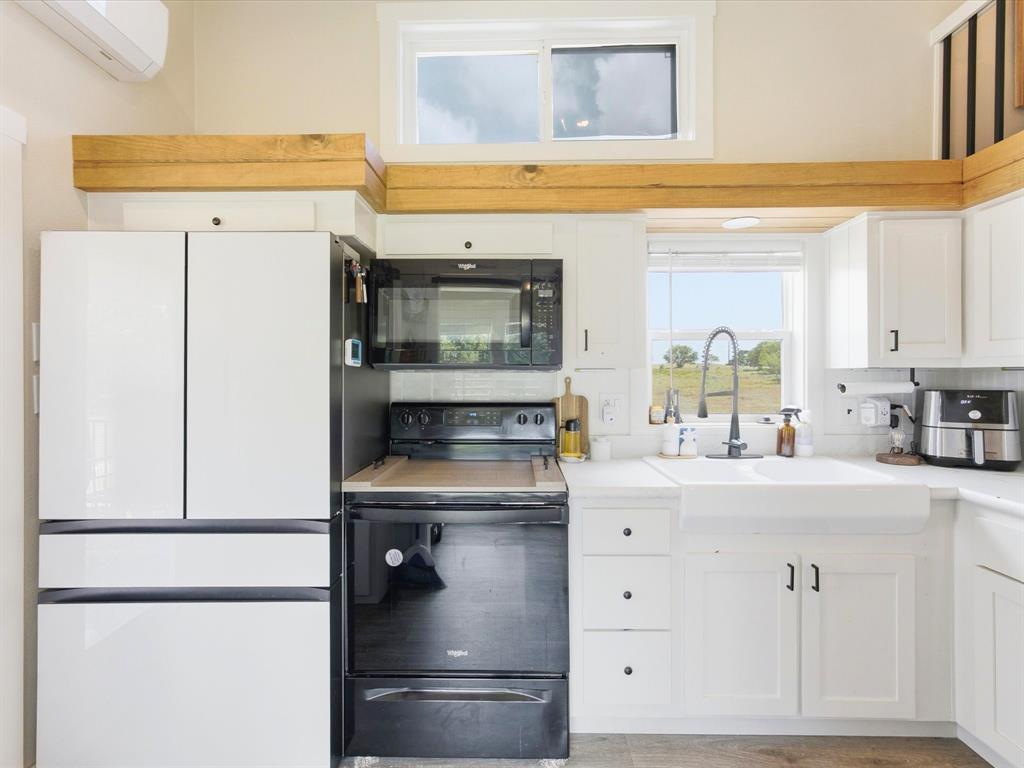 828 Wilson Road Property Photo 7