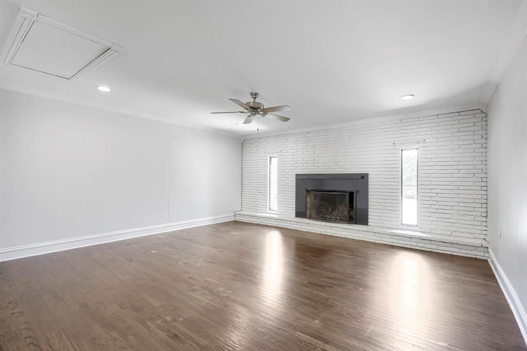 3230 Rock Bluff Drive Property Photo 5