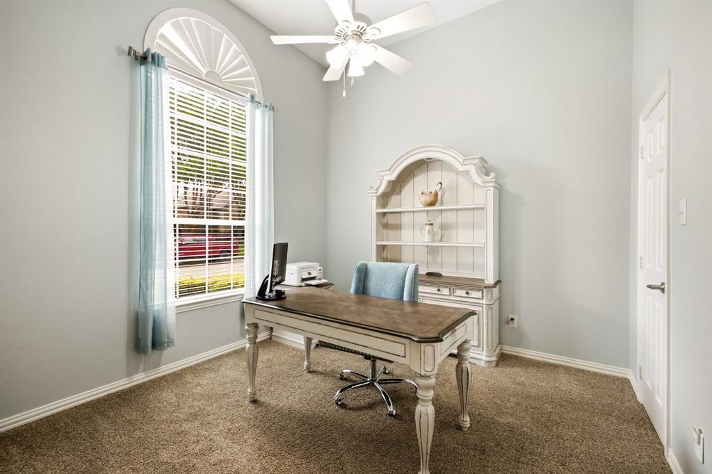 2127 Quail Meadow Lane Property Photo 6