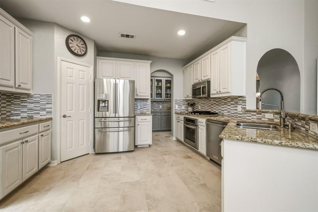 2127 Quail Meadow Lane Property Photo 13