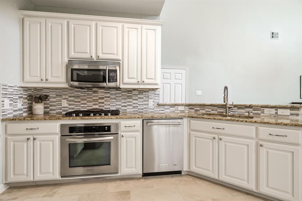 2127 Quail Meadow Lane Property Photo 14