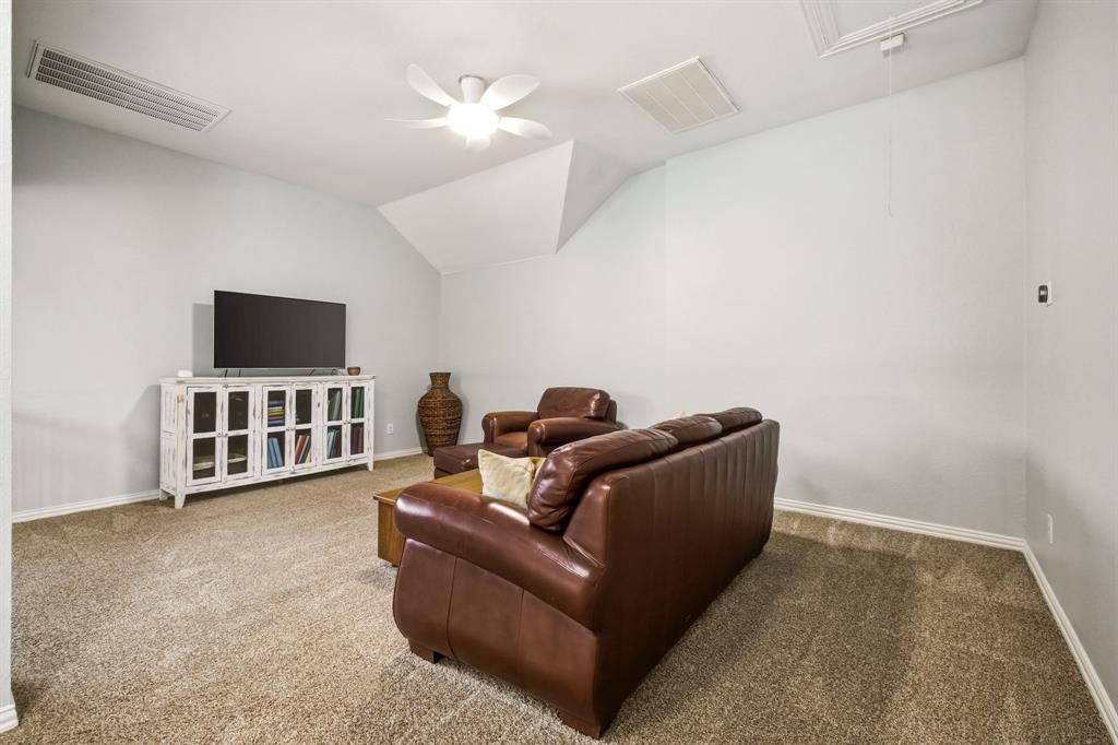 2127 Quail Meadow Lane Property Photo 25