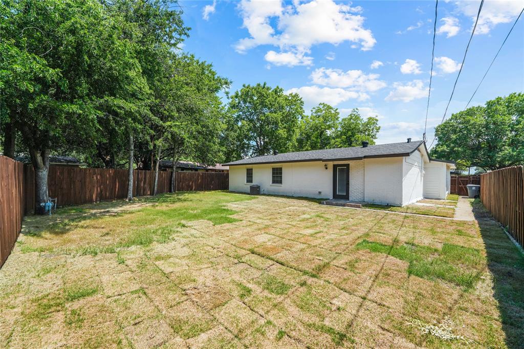 8616 Flicker Lane Property Photo 21
