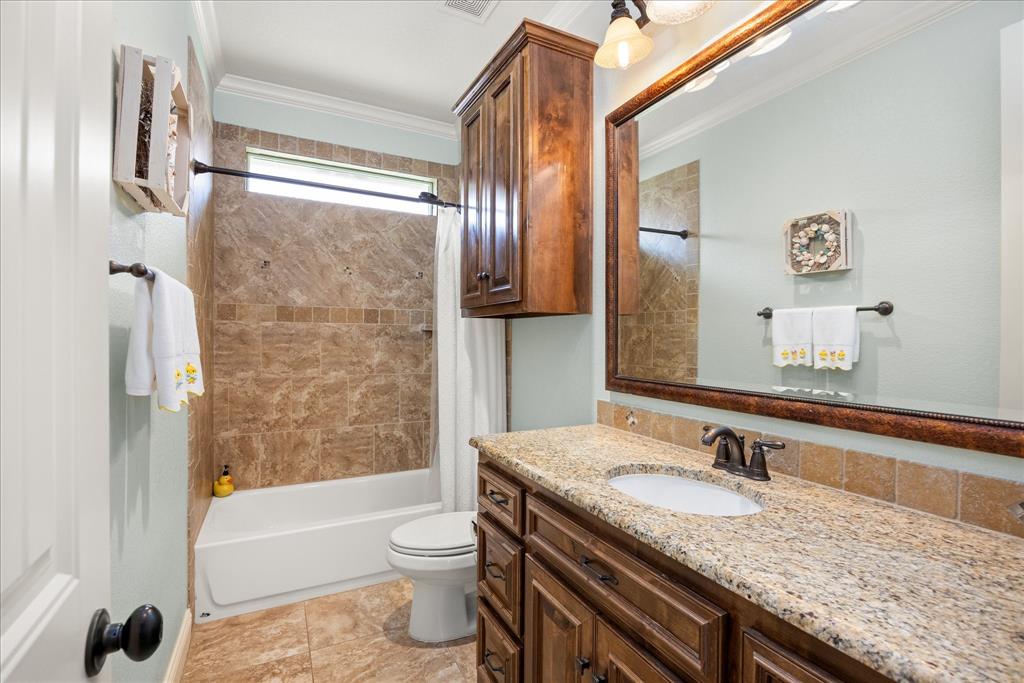 1011 Sunset Bay Court Property Photo 21