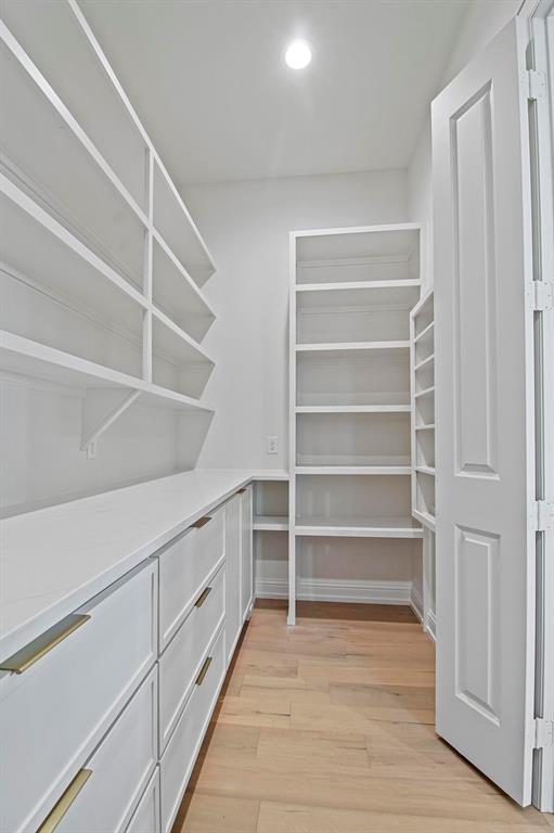 16862 Cardinal Lane Property Photo 10
