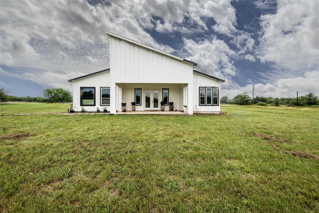 141 Wheelis Loop Property Photo 2