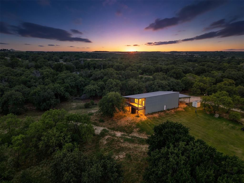 10405 Lipan Highway Property Photo 1