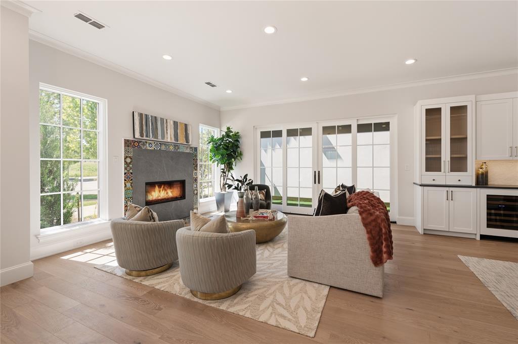 2959 Sunset Boulevard Property Photo 17