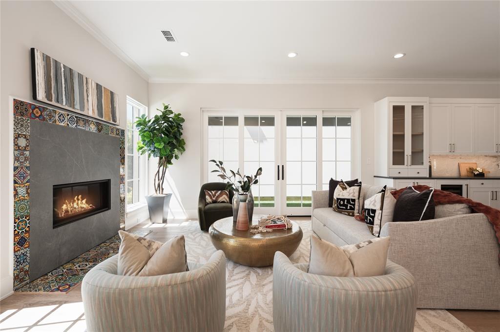 2959 Sunset Boulevard Property Photo 18
