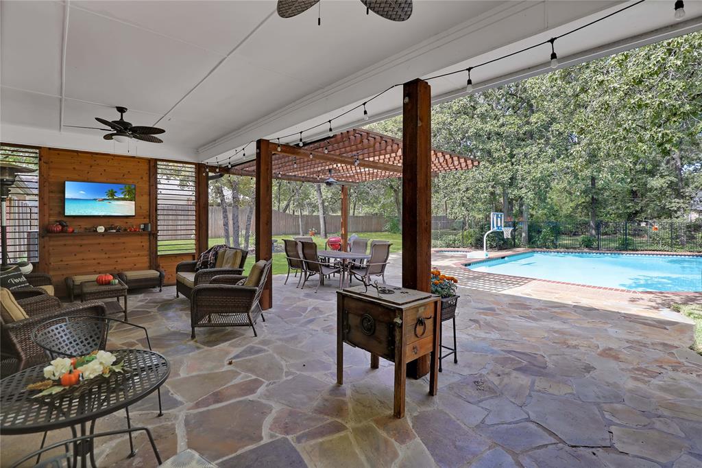 1346 Forest Lane Property Photo 3