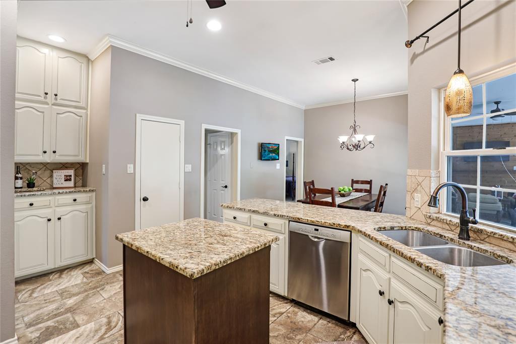 1346 Forest Lane Property Photo 16