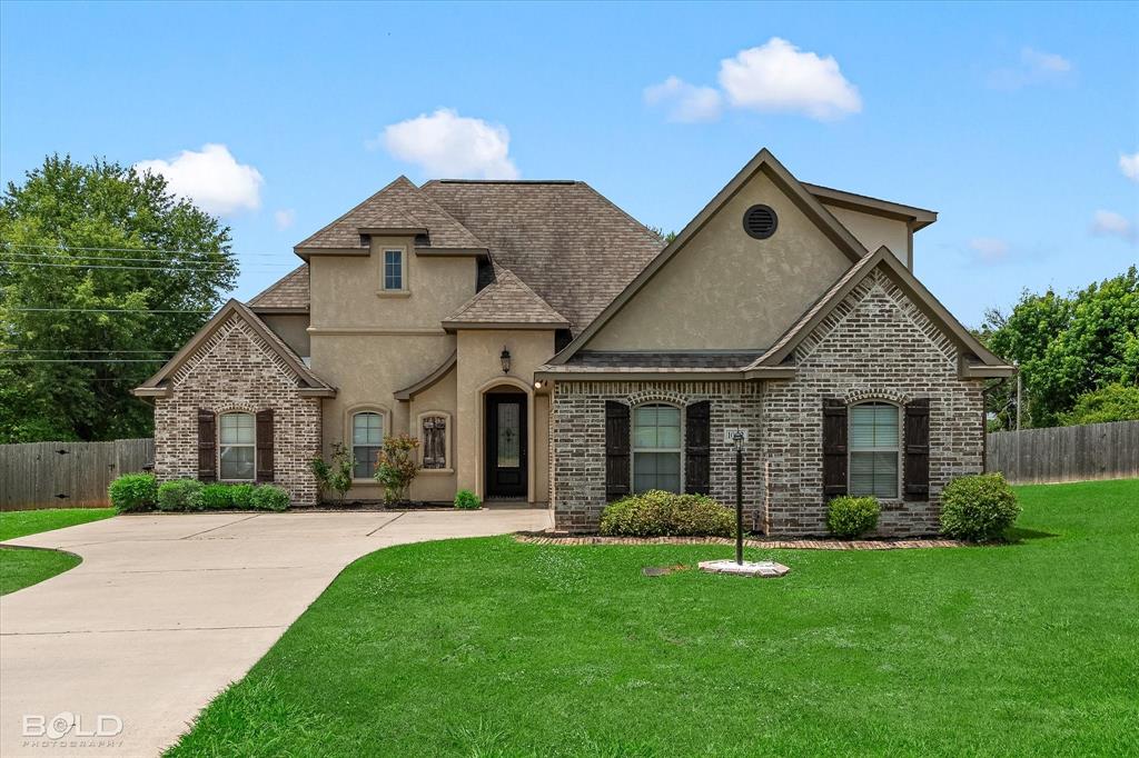 1002 Green Wood Circle Property Photo 4