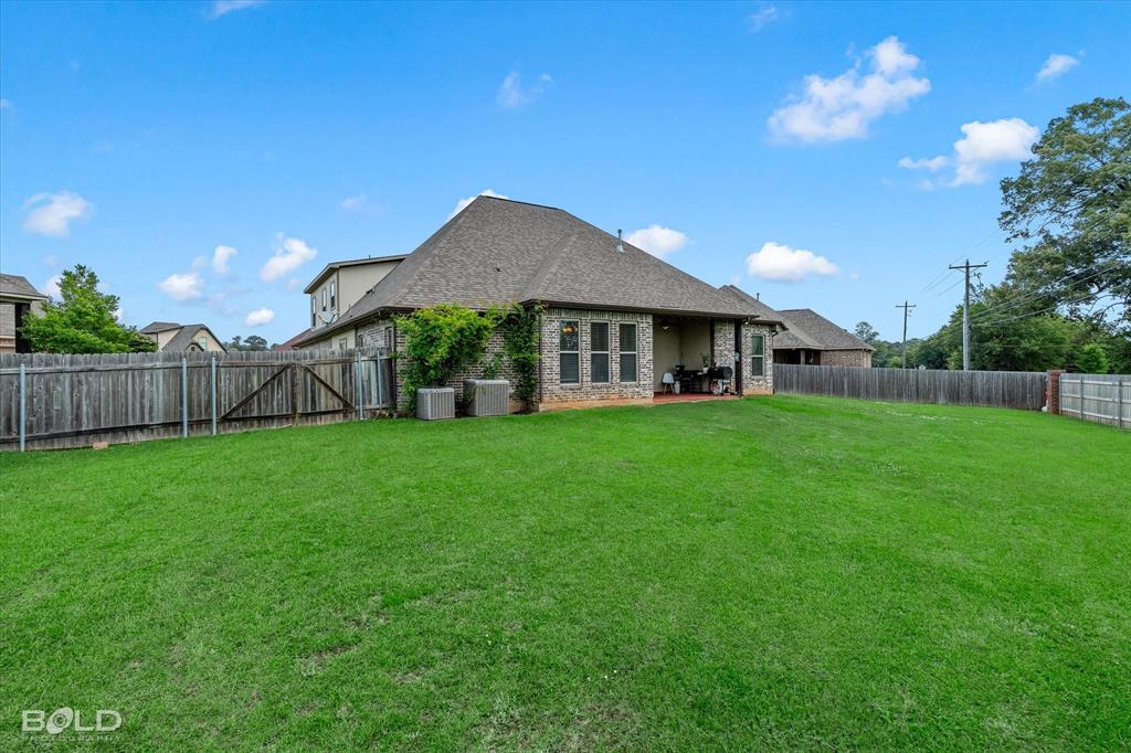 1002 Green Wood Circle Property Photo 37