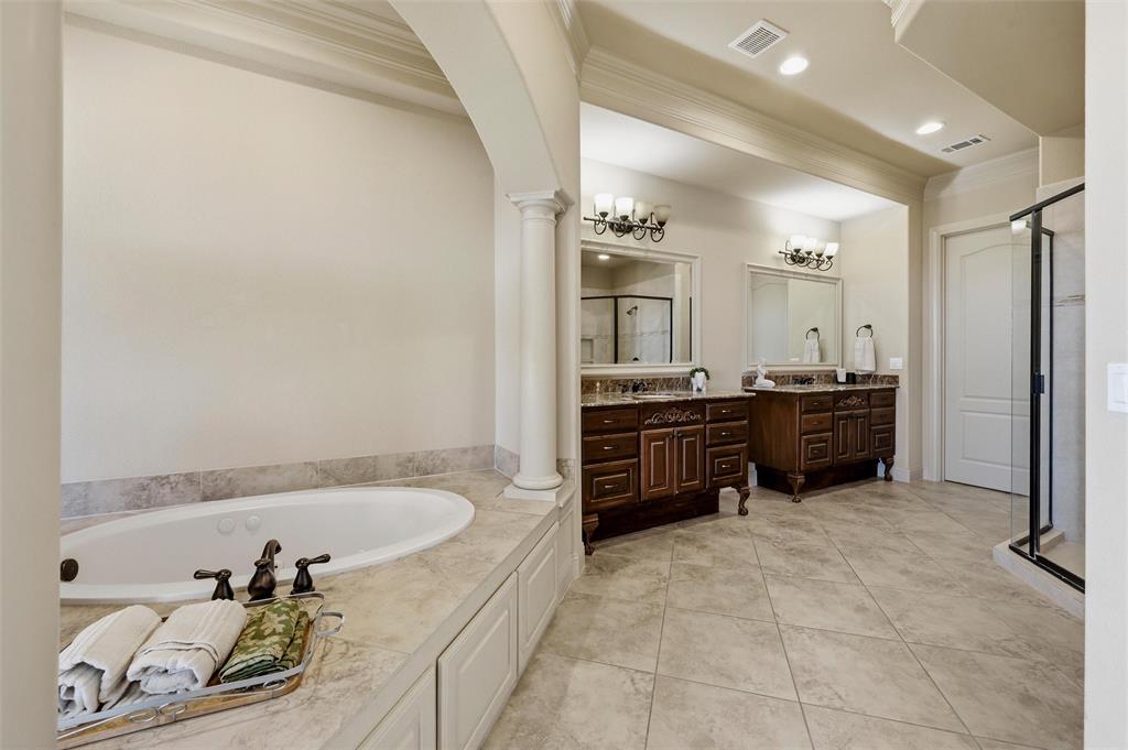 563 Rockingham Drive Property Photo 18