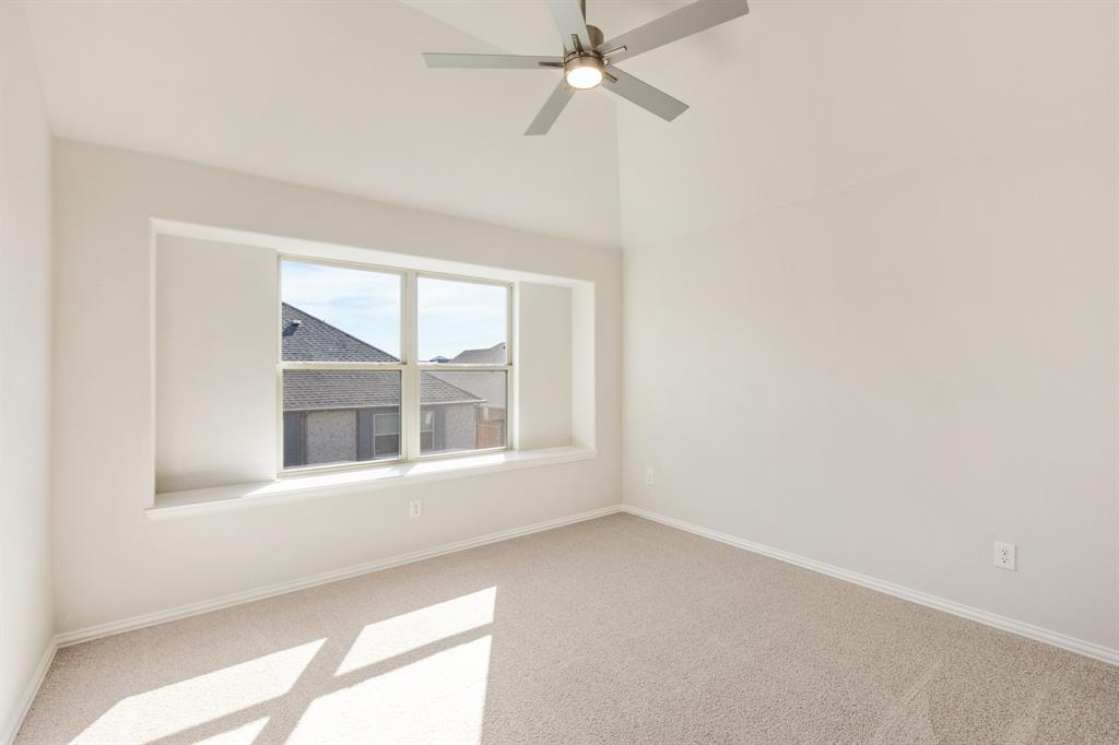210 Comanche Trail Property Photo 29