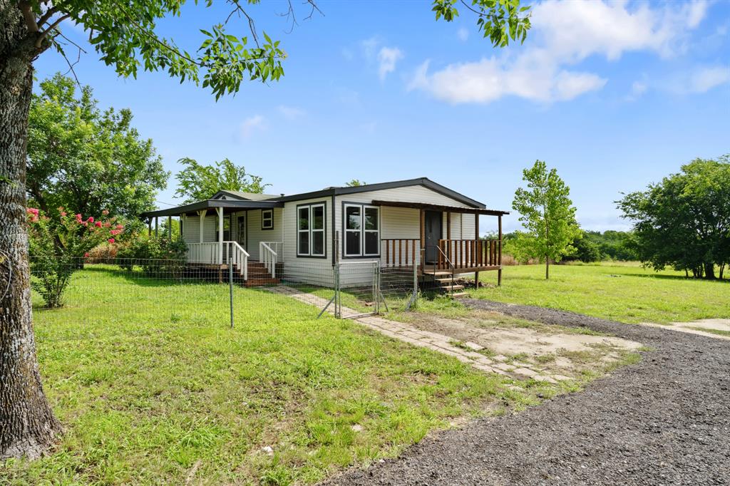 1006 S Telegraph Circle Property Photo 3
