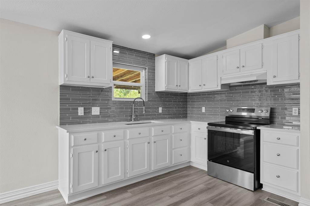 1006 S Telegraph Circle Property Photo 15