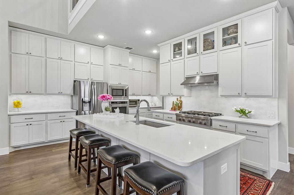 1205 Kitchens Drive Property Photo 2