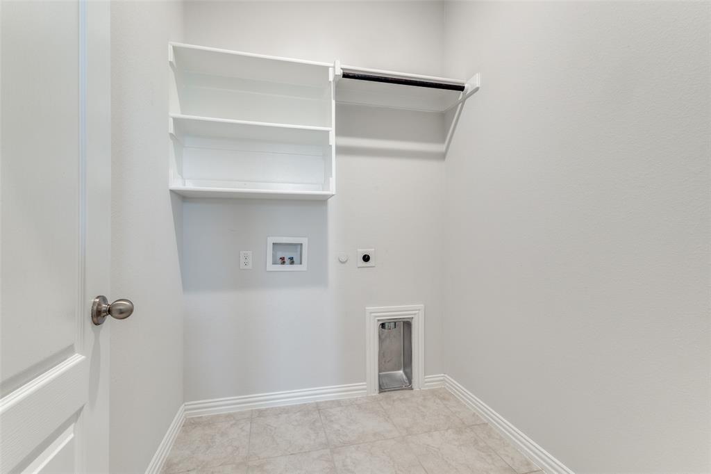 1024 Embers Lane Property Photo 23
