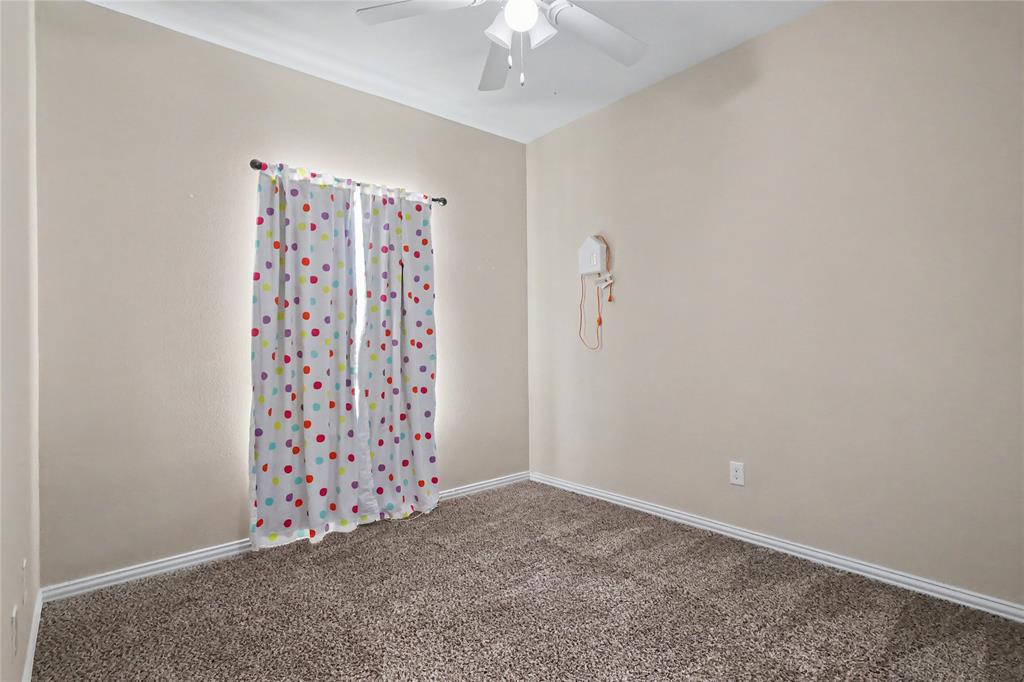 1922 Timber Oaks Drive Property Photo 19