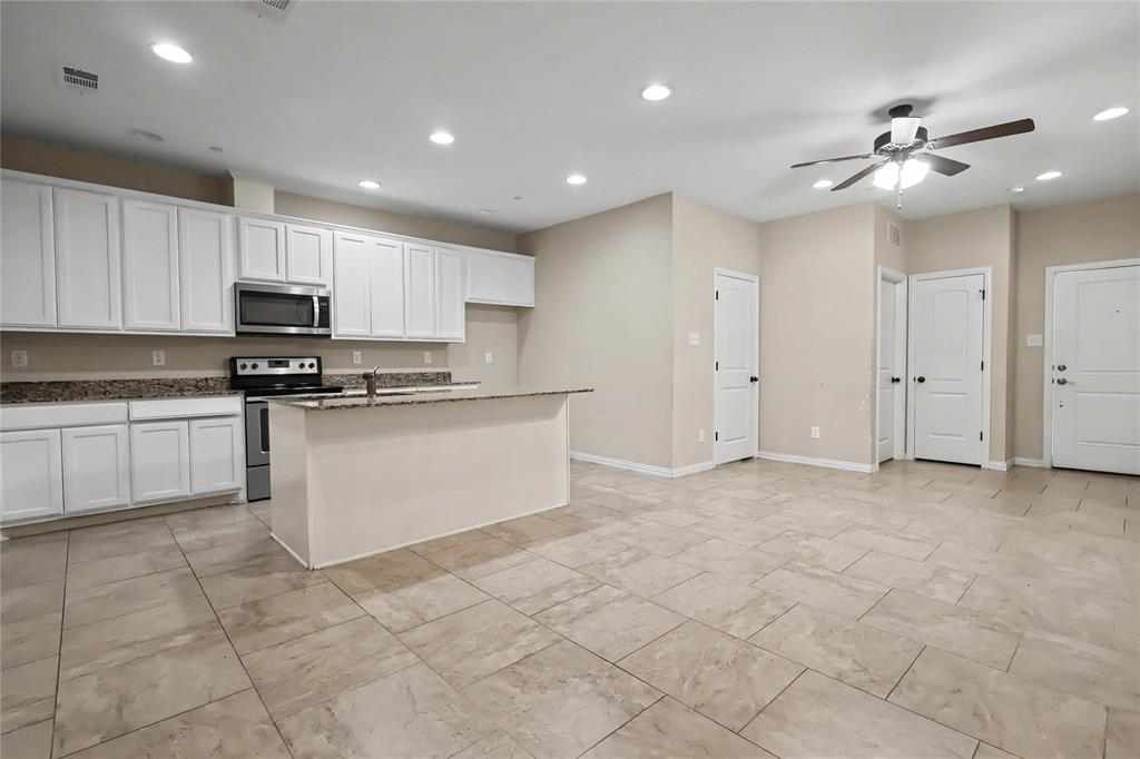 1922 Timber Oaks Drive Property Photo 29