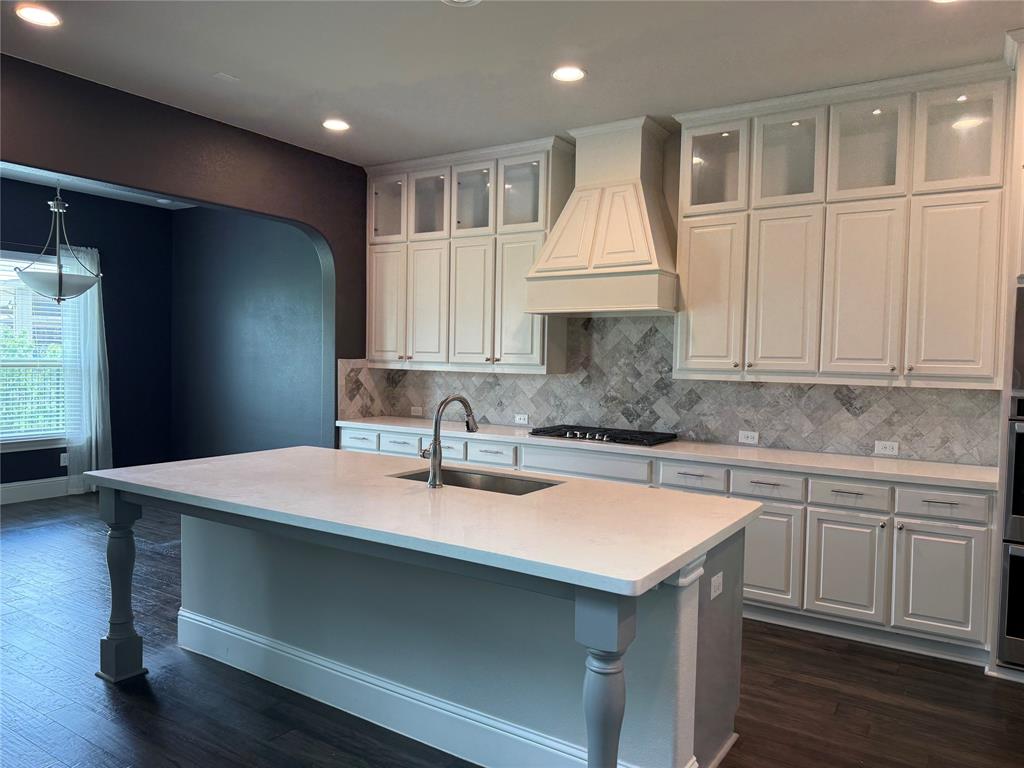 2306 Lamberth Court Property Photo 6