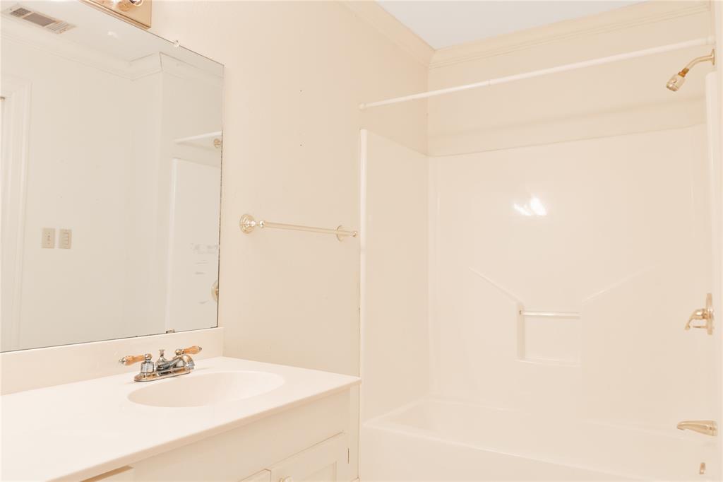 912 Walnut Creek Drive Property Photo 22