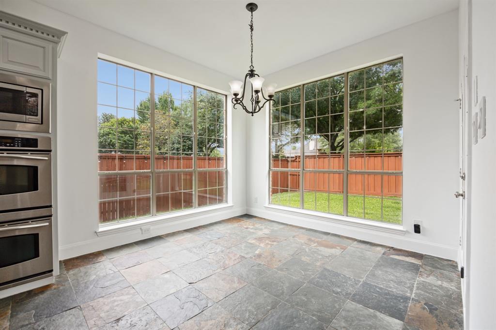 8709 Herns Meadow Lane Property Photo 13