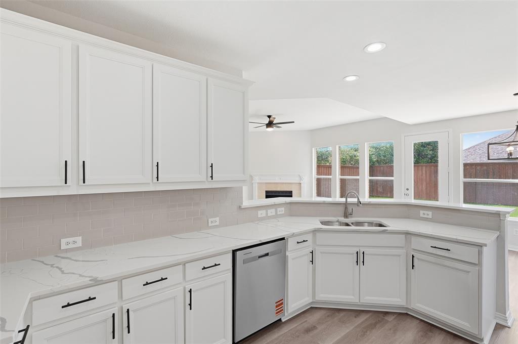 2649 Whispering Trail Property Photo 7