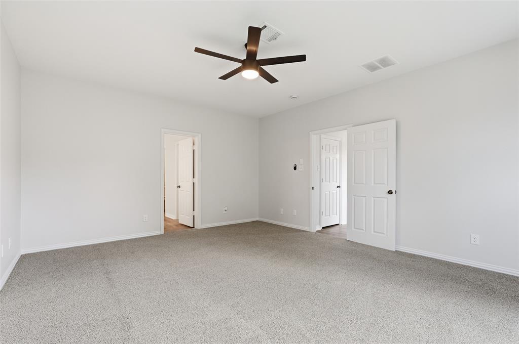 2649 Whispering Trail Property Photo 12
